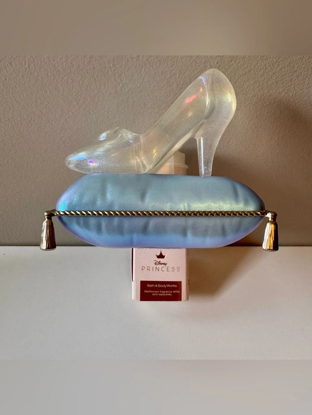Bath & Body Works Disney Iridescent Glass Slipper Wallflower Plug